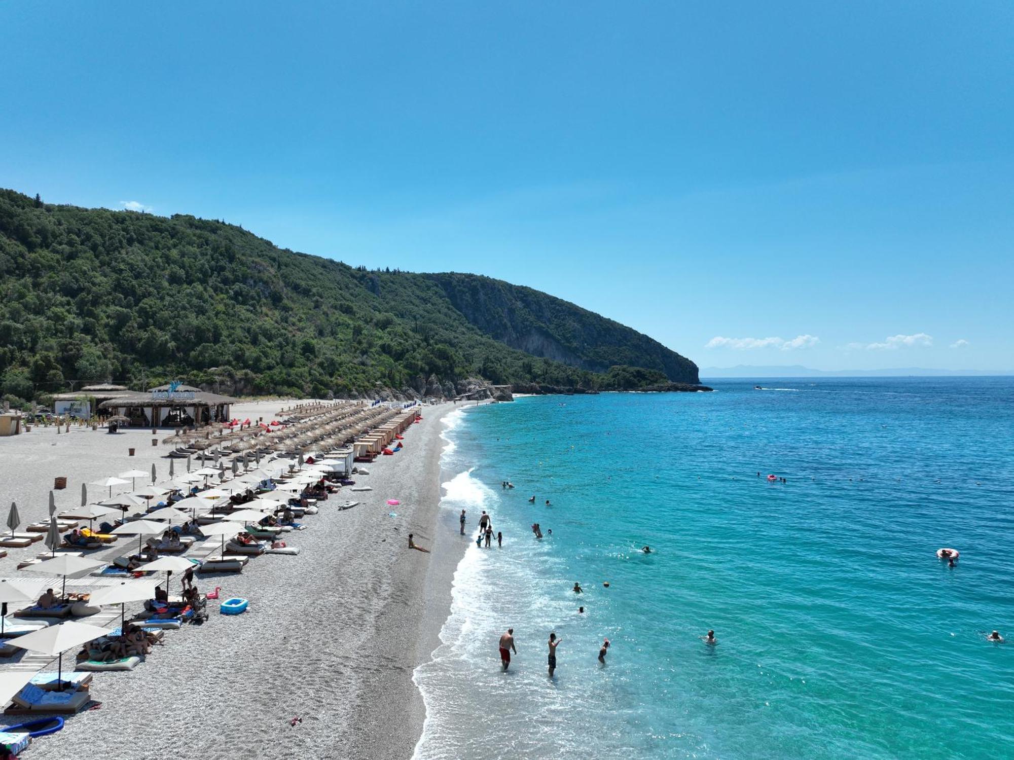 Alevra Hotel Dhermi Luaran gambar