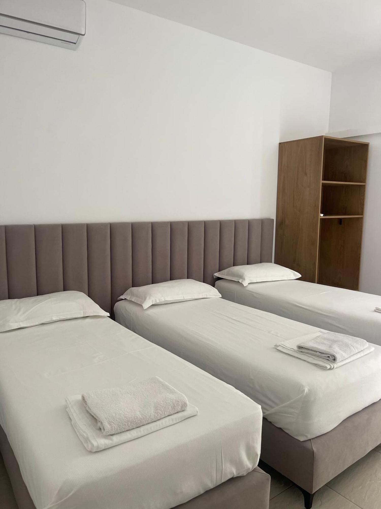 Alevra Hotel Dhermi Luaran gambar