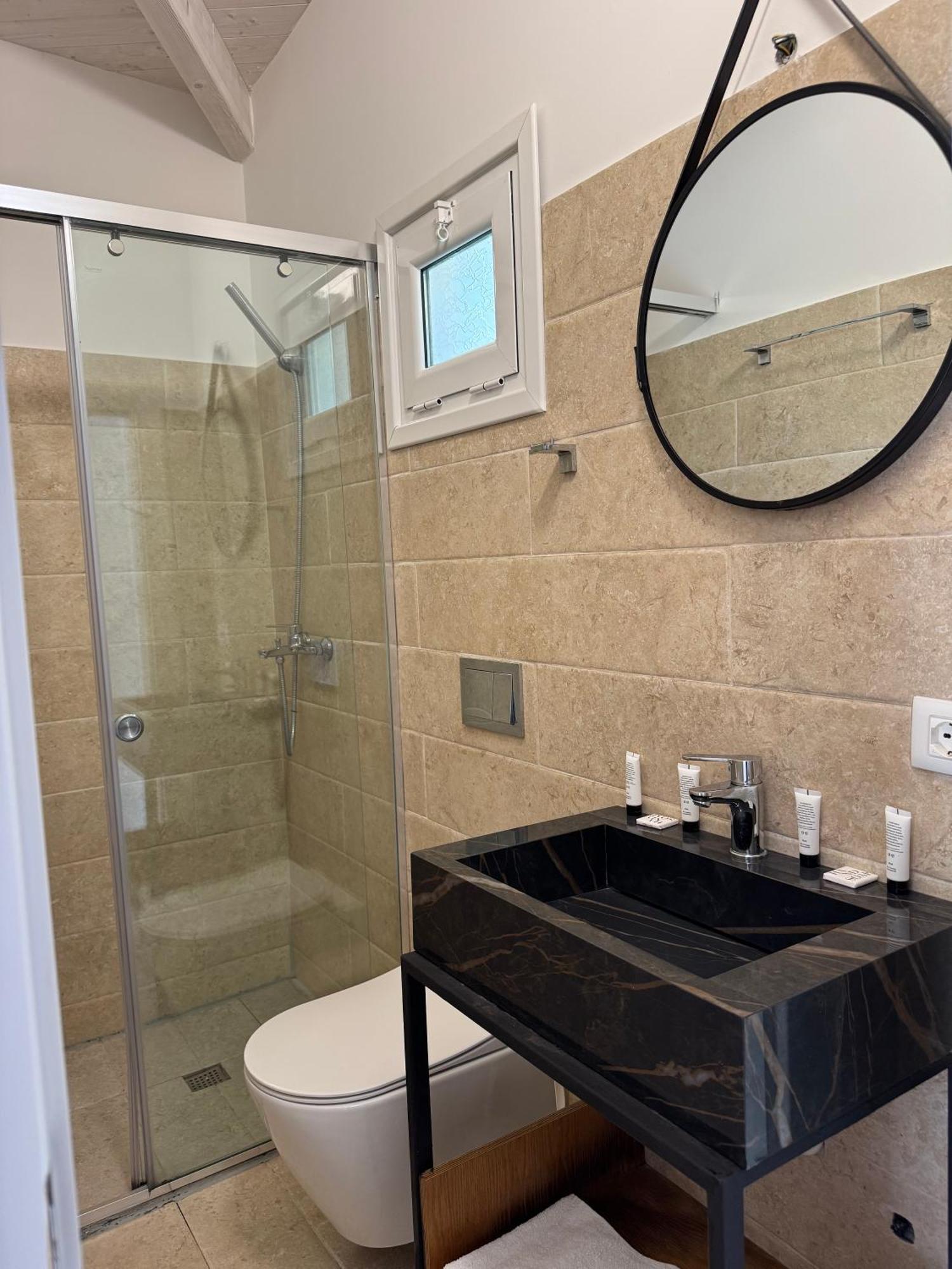 Alevra Hotel Dhermi Luaran gambar