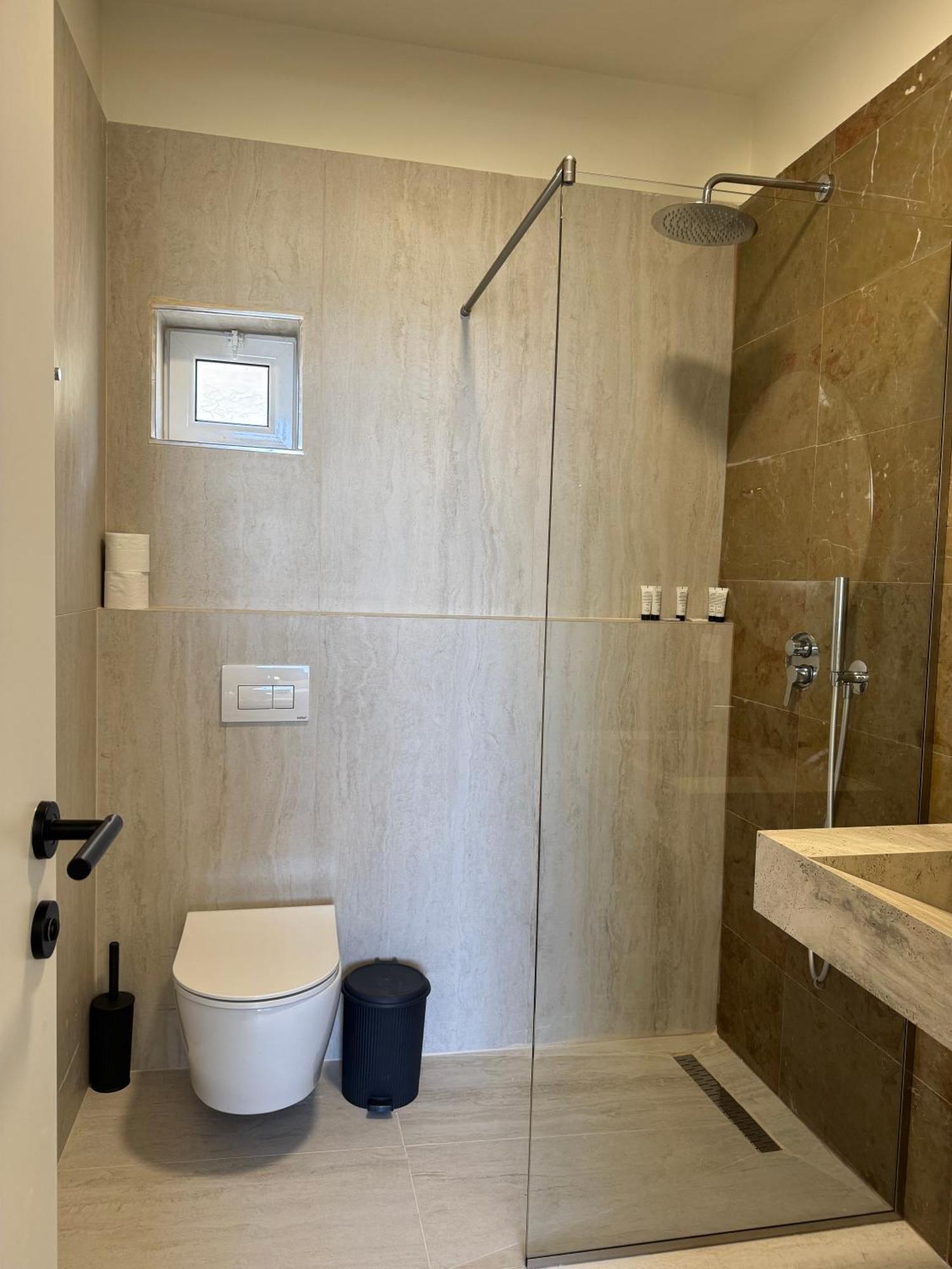 Alevra Hotel Dhermi Luaran gambar